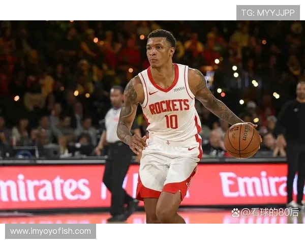 小贾巴里史密斯展现篮球天赋引领球队迈向辉煌未来